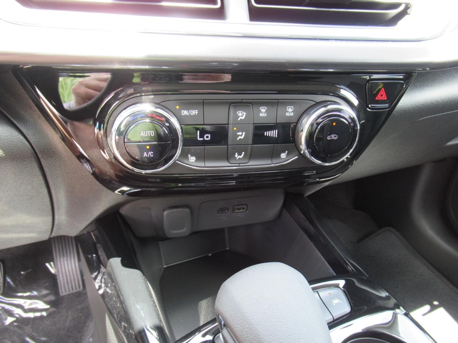2026 Chevrolet Trax Activ - Photo 24