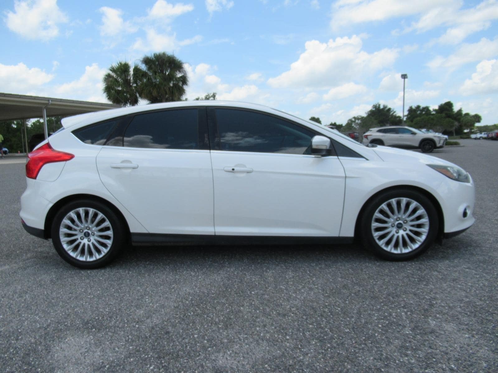 Used 2012 Ford Focus Titanium with VIN 1FAHP3N24CL365879 for sale in Wildwood, FL