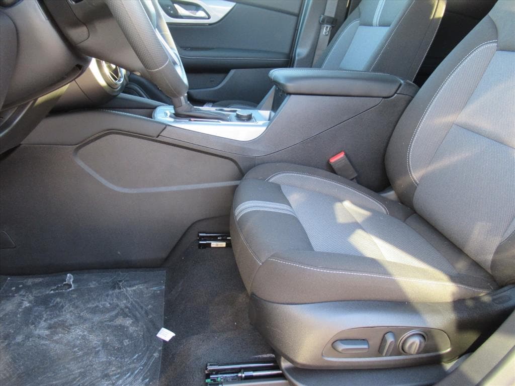 2025 Chevrolet Blazer 2LT - Photo 15