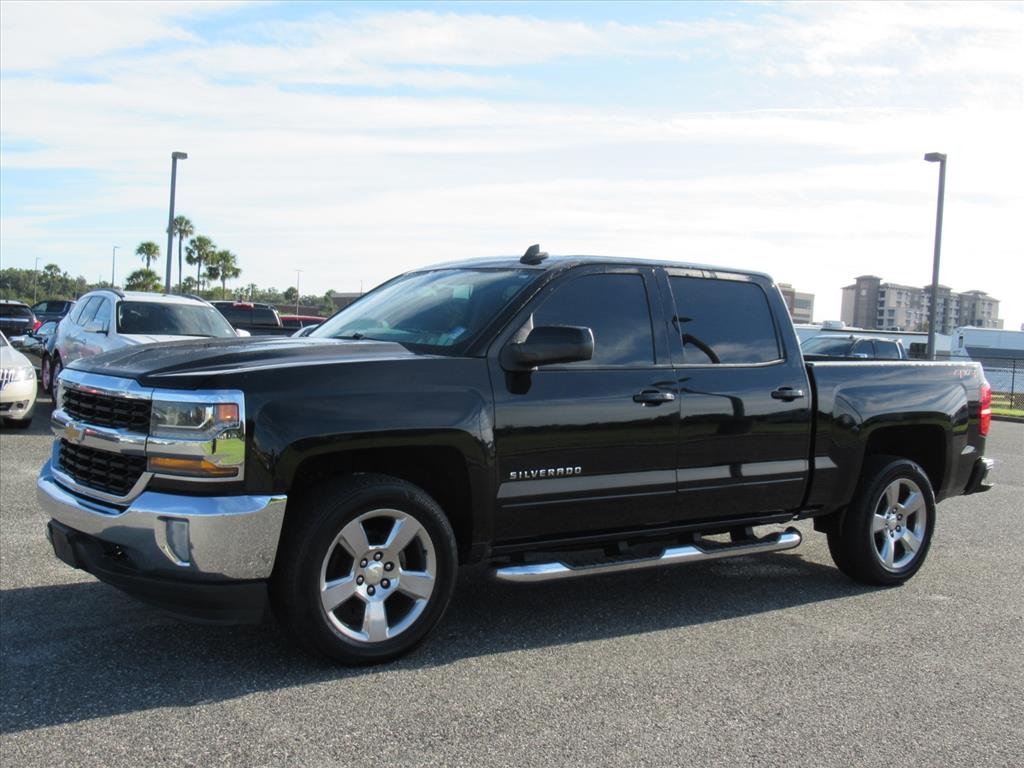 2018 Chevrolet Silverado 1500 LT photo 3