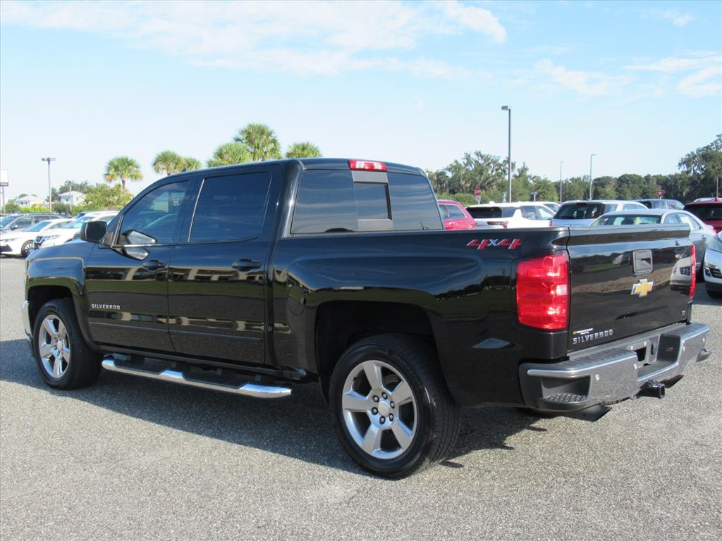 2018 Chevrolet Silverado 1500 LT photo 4