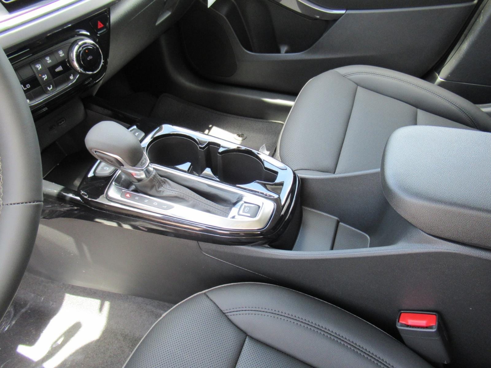 2026 Chevrolet Trax Activ - Photo 18