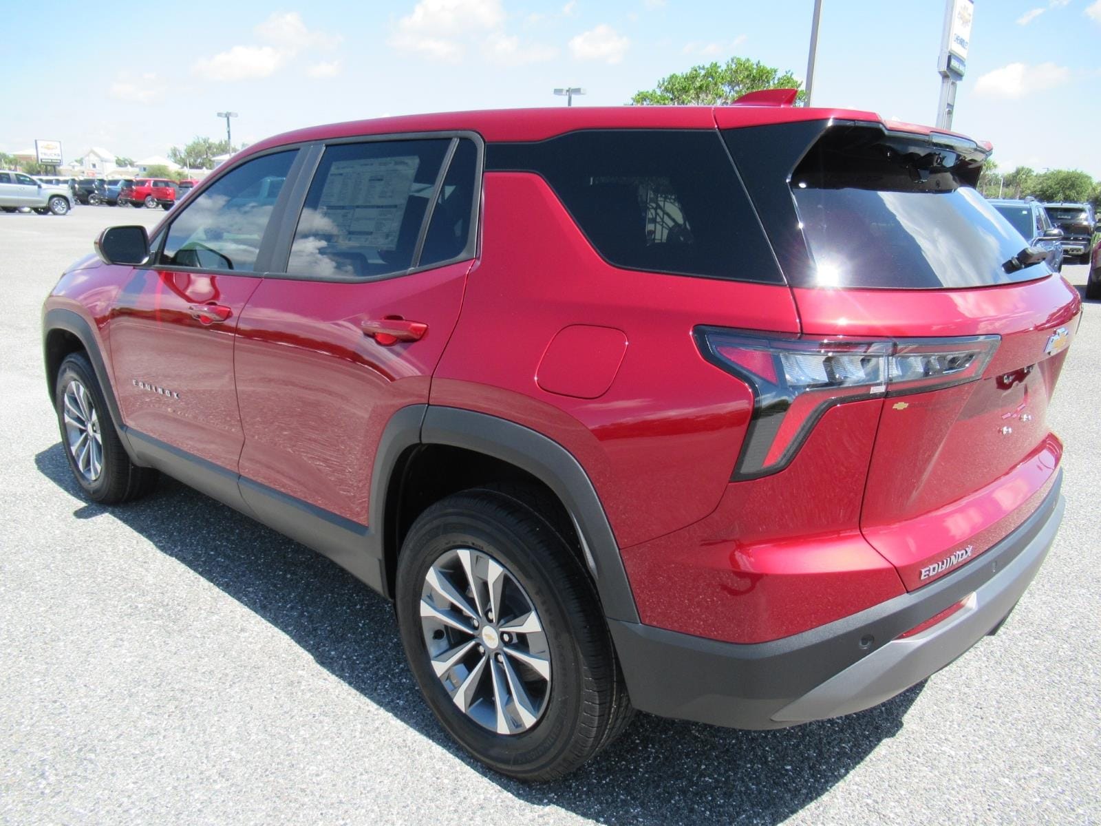 2027 Chevrolet Equinox LT - Photo 6