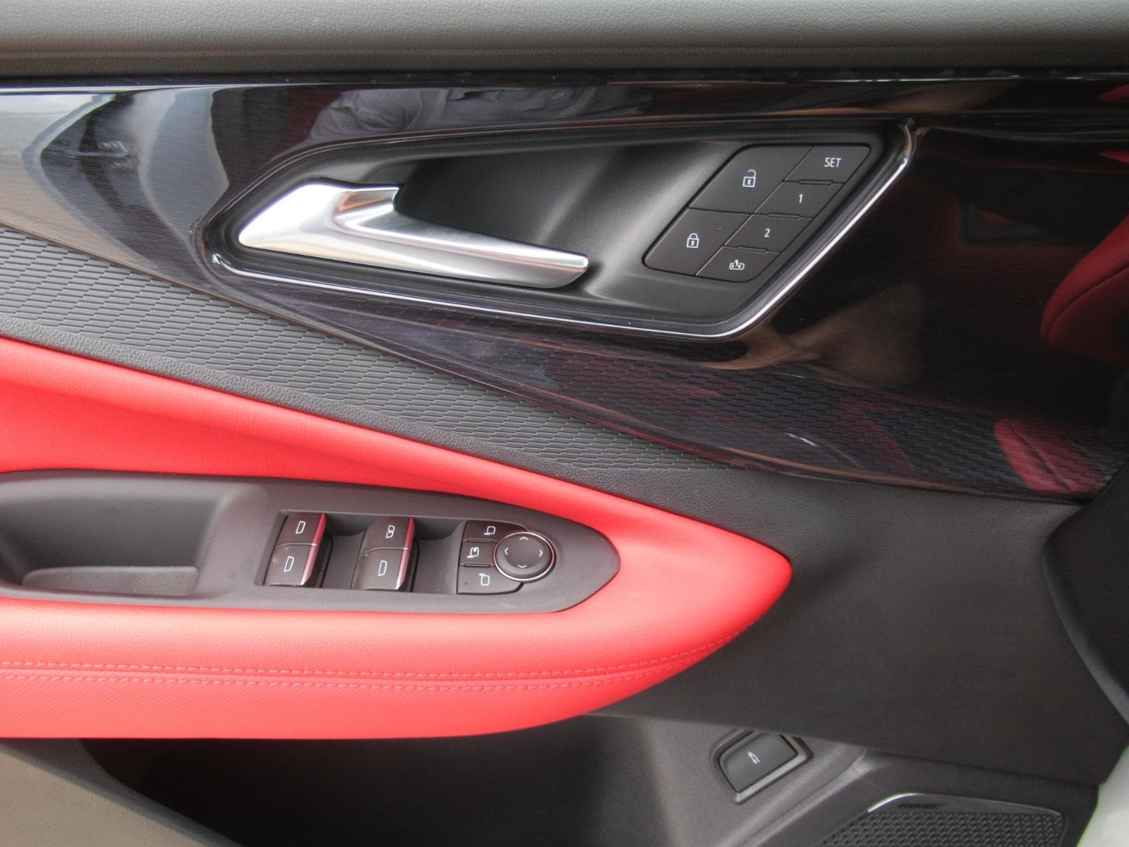 2026 Chevrolet Blazer EV SS - Photo 22