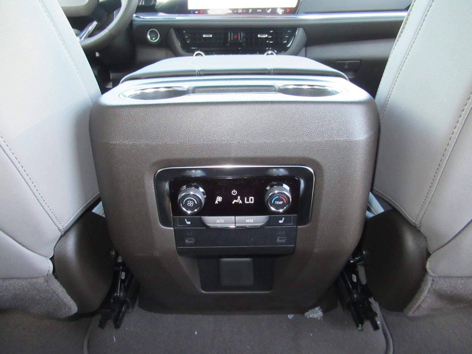 2026 Chevrolet Tahoe LT - Photo 32