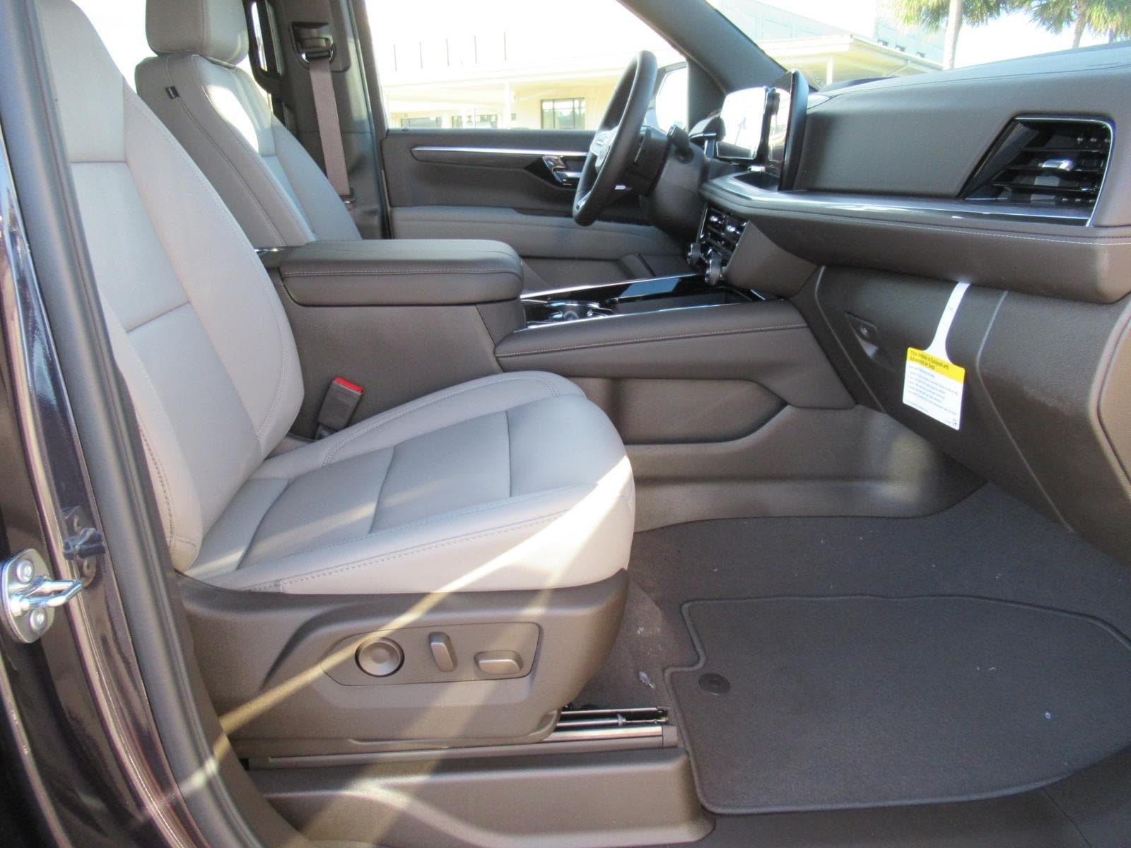 2026 Chevrolet Tahoe LT - Photo 10