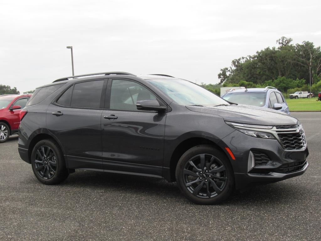 2022 Chevrolet Equinox RS photo 2