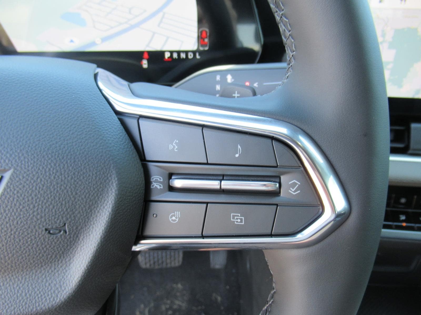 2027 Chevrolet Equinox LT - Photo 27