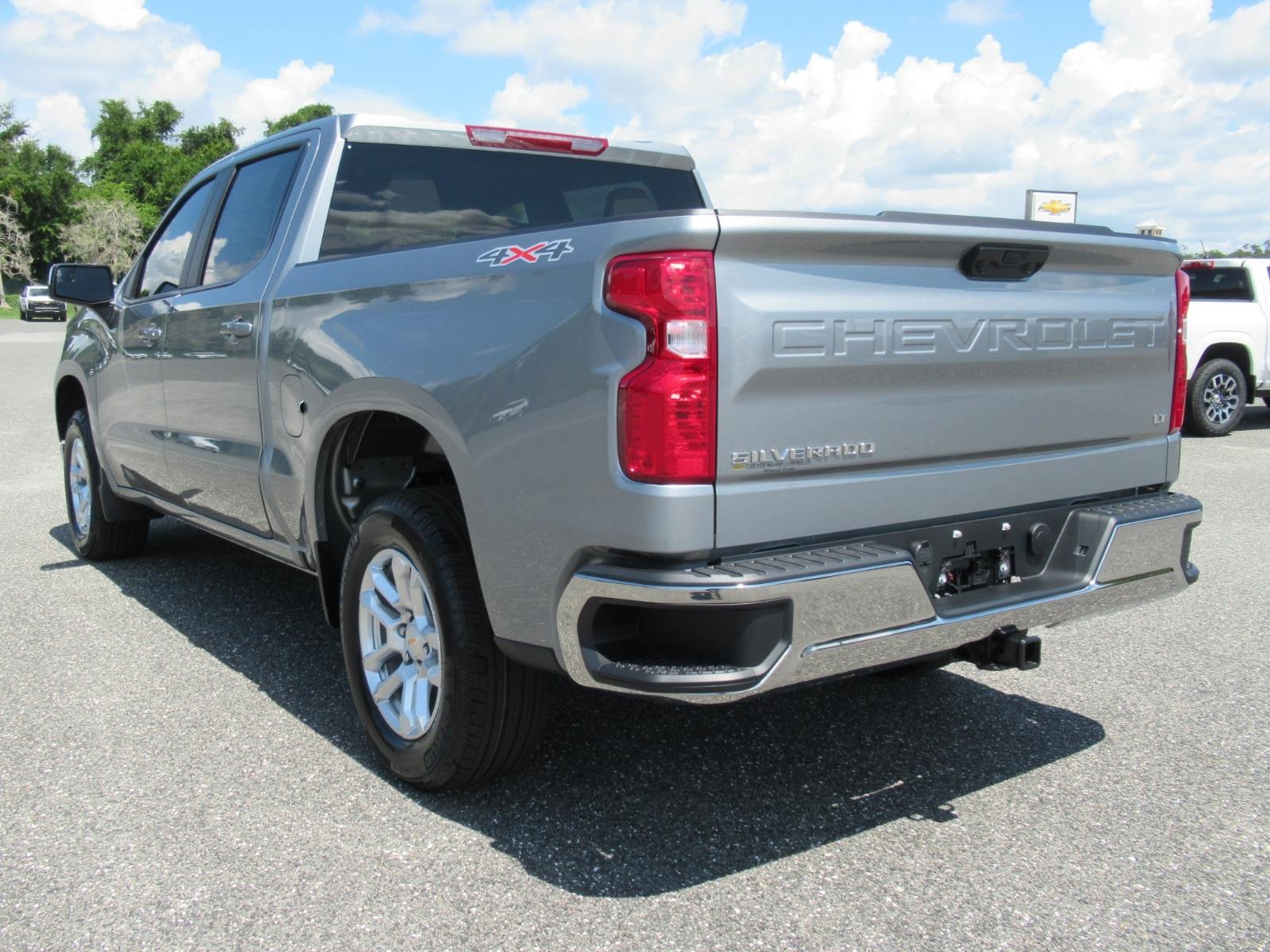 2026 Chevrolet Silverado 1500 LT - Photo 5