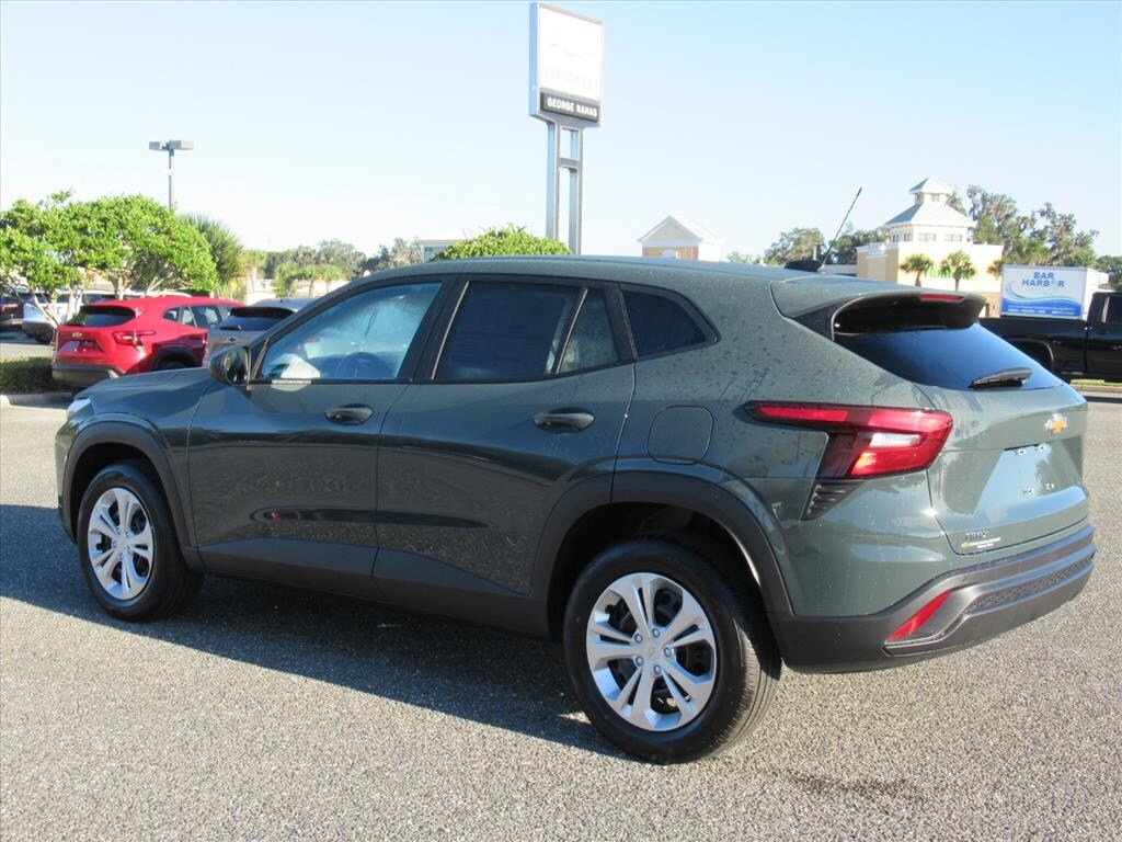 New 2026 Chevrolet Trax LS SUV