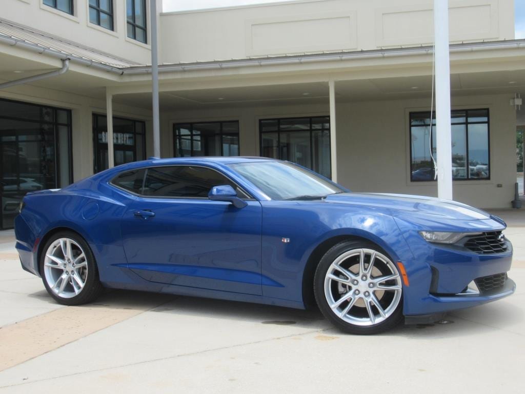 Used 2019 Chevrolet Camaro 1LT with VIN 1G1FB1RS5K0118765 for sale in Wildwood, FL