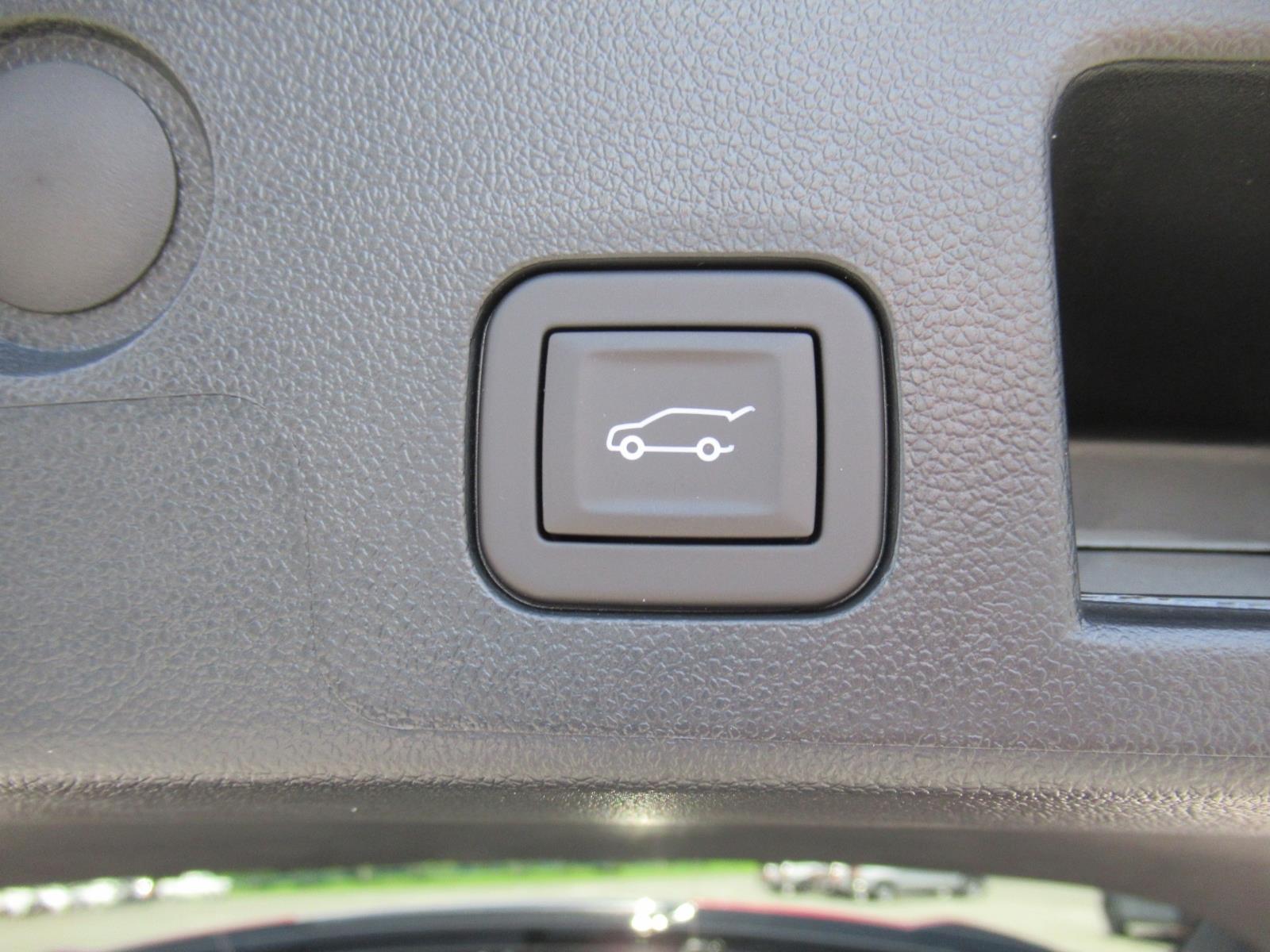 2027 Chevrolet Equinox LT - Photo 36