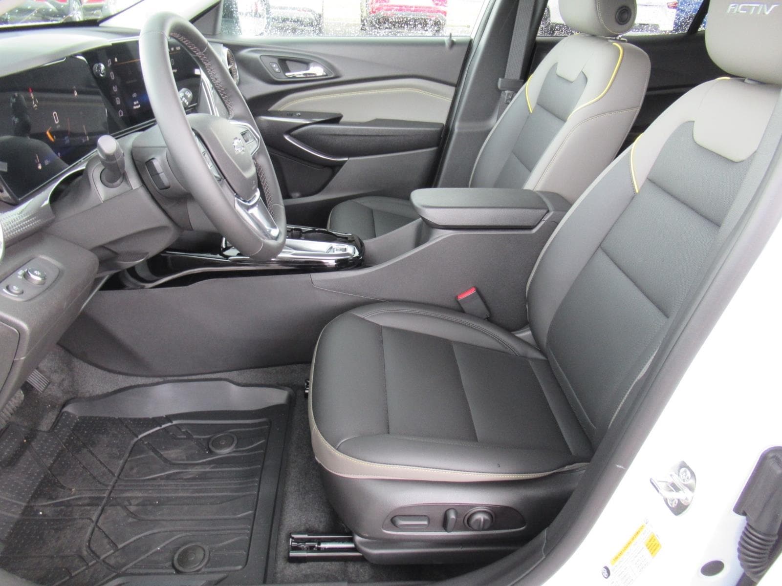 2026 Chevrolet Trax Activ - Photo 23