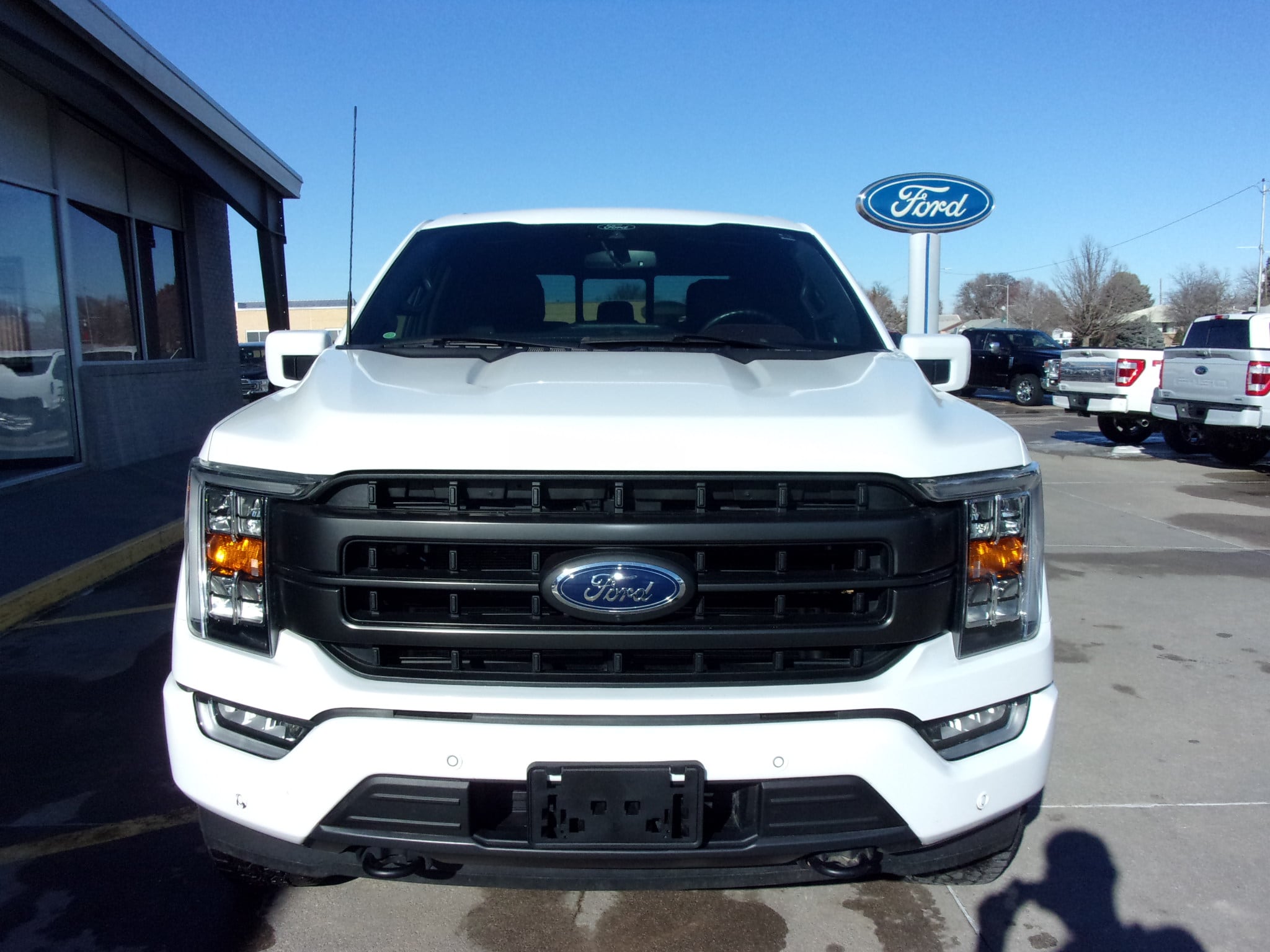 Used 2022 Ford F-150 Lariat with VIN 1FTFW1ED1NFA49142 for sale in Colby, KS