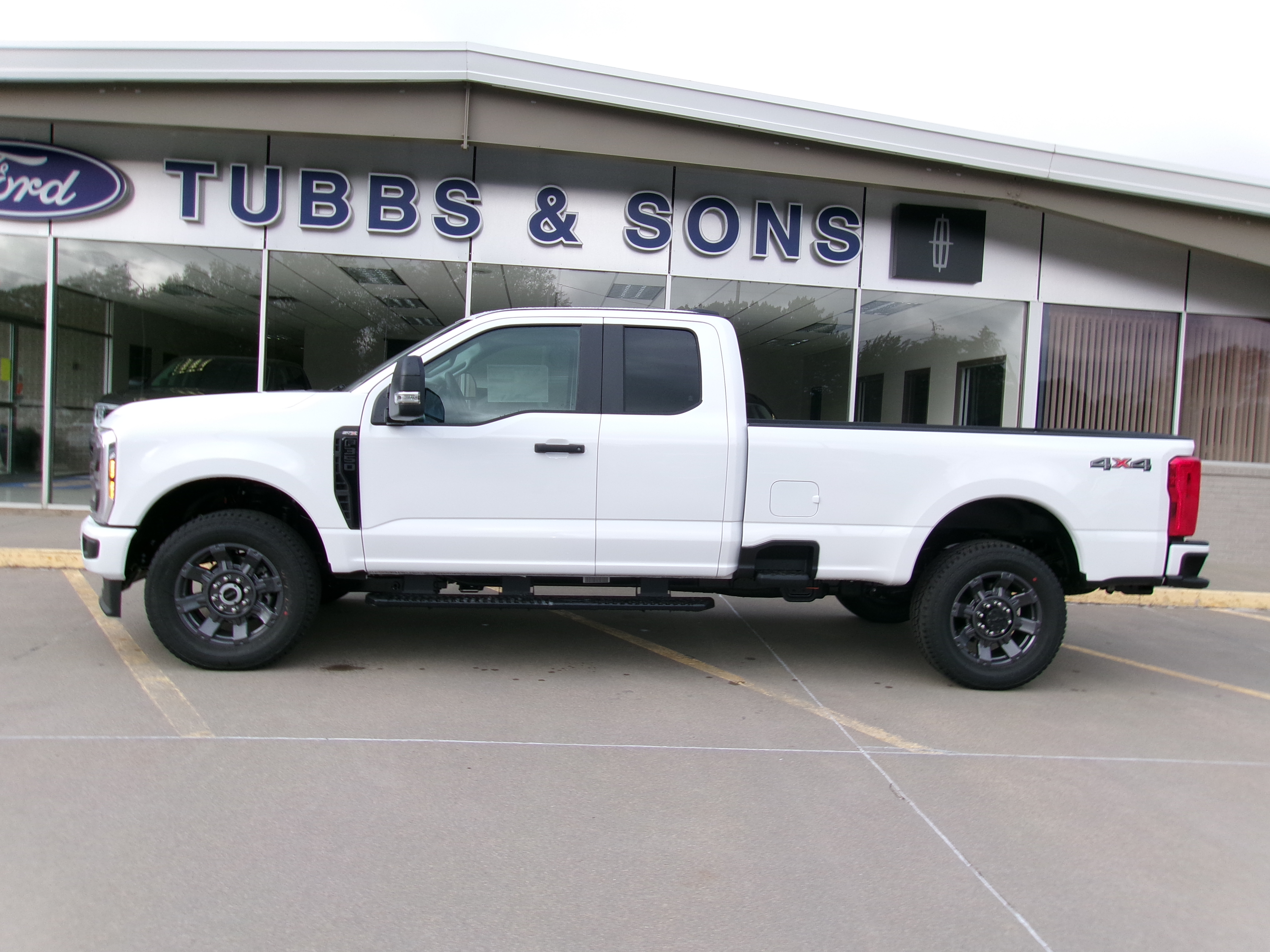 2027 Ford F-350 Super Duty