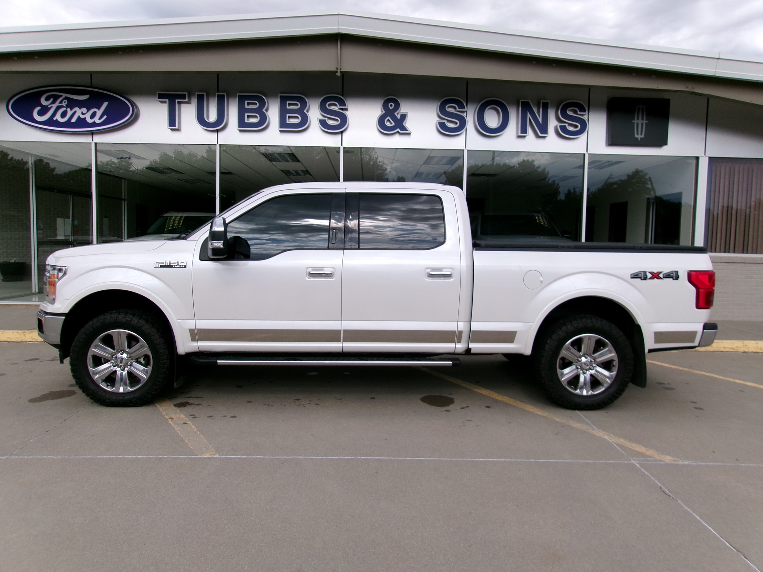 2018 Ford F-150 Lariat 4x4 SuperCrew 5-1/2 Box's photo