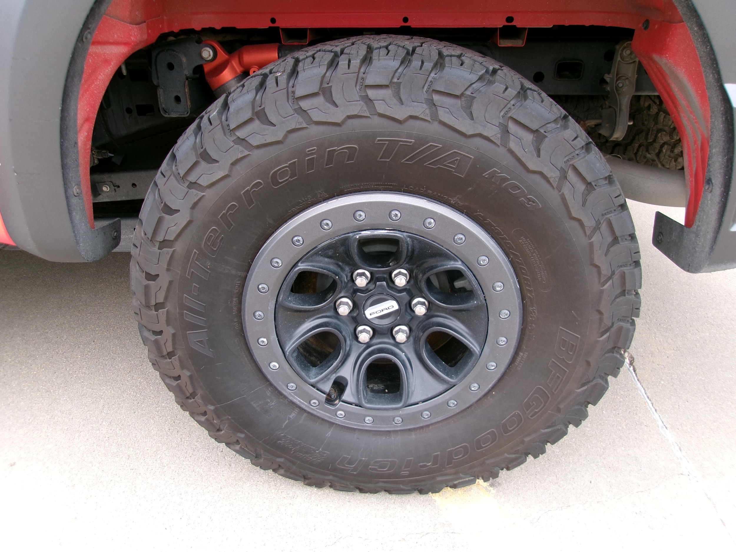 2023 Ford F-150 Raptor - Photo 8