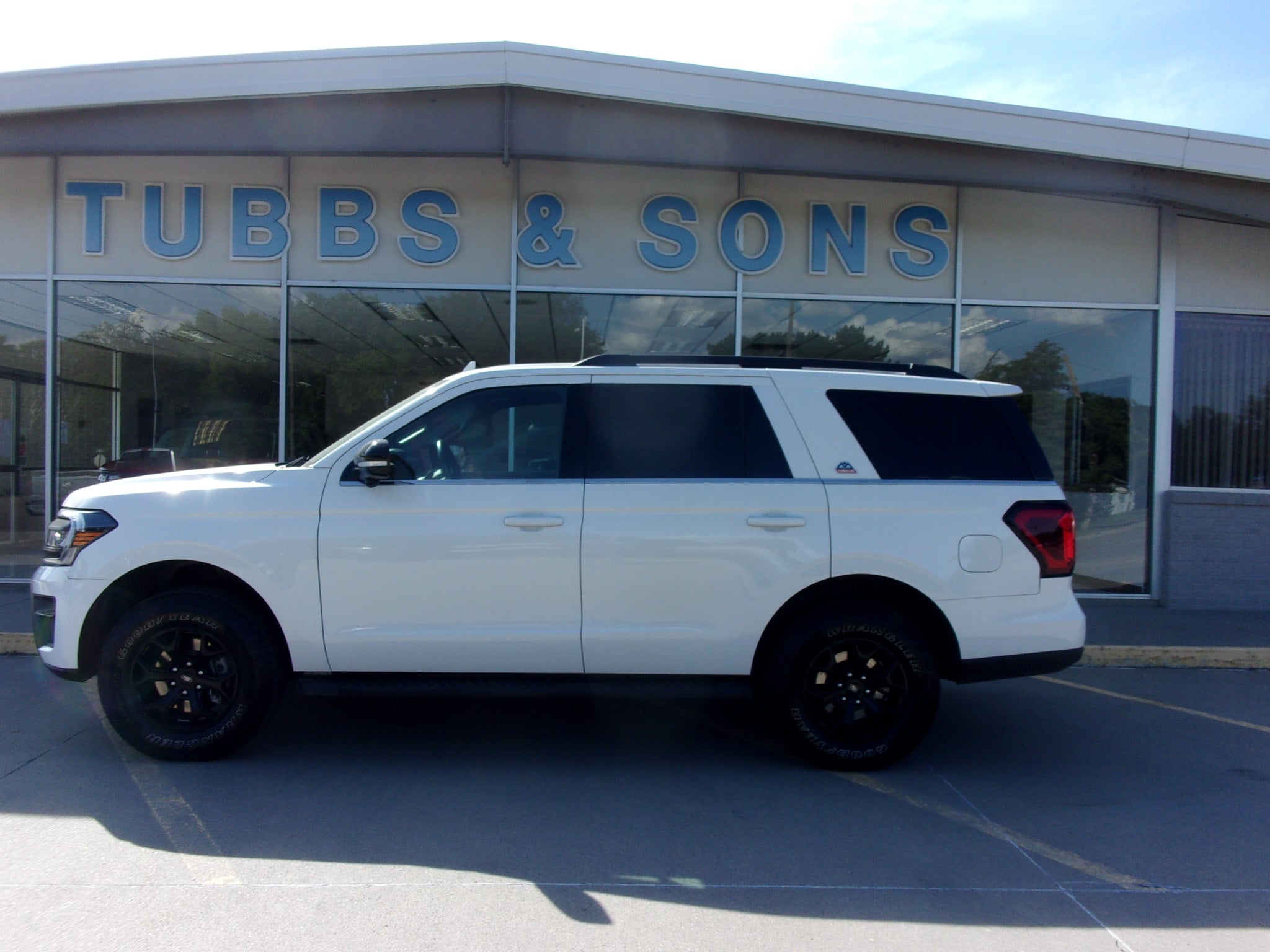 2022 Ford Expedition Timberline's photo