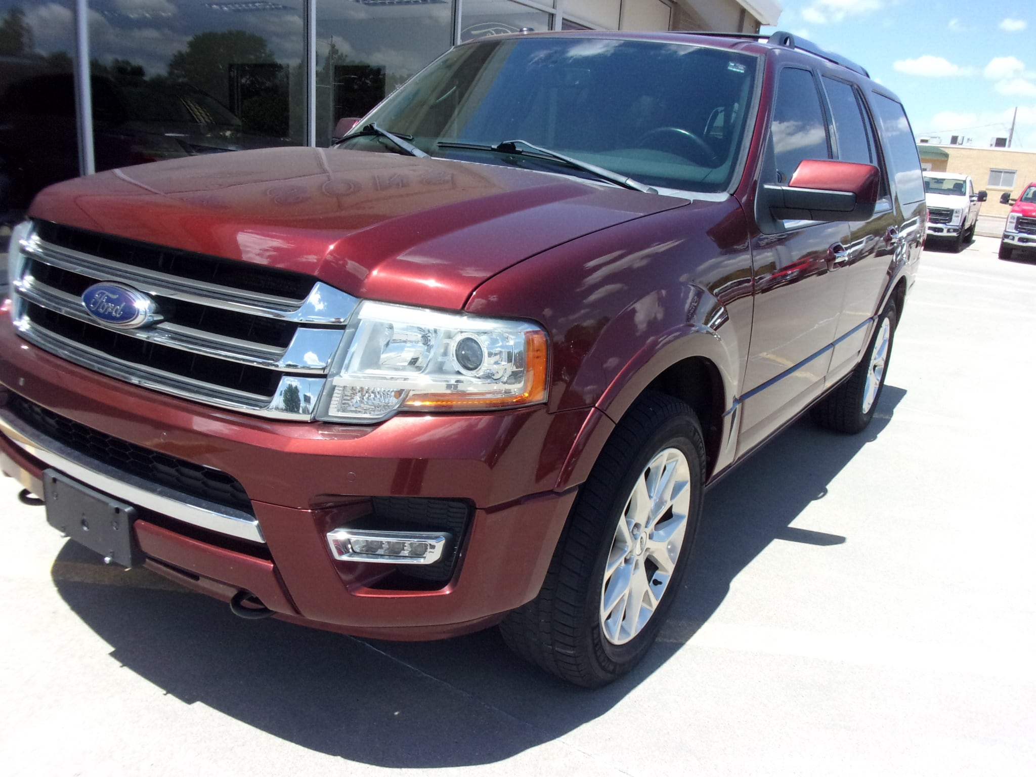 Used 2015 Ford Expedition Limited with VIN 1FMJU2AT9FEF08343 for sale in Colby, KS