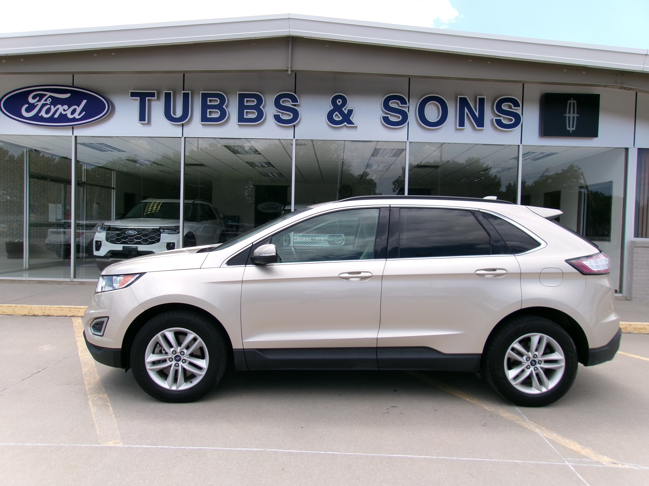 2018 Ford Edge SEL AWD's photo