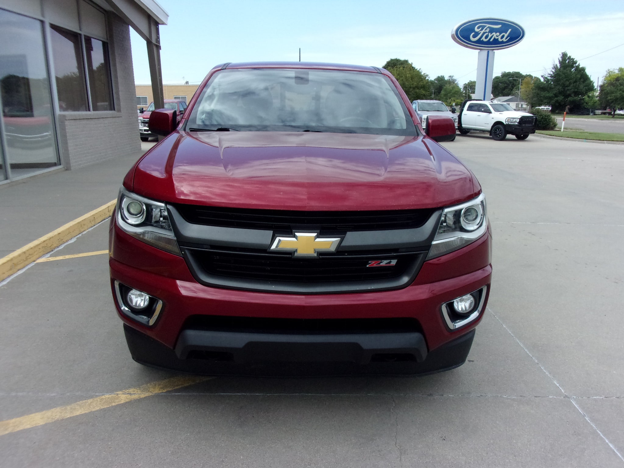 Used 2019 Chevrolet Colorado Z71 with VIN 1GCGTDENXK1136862 for sale in Colby, KS