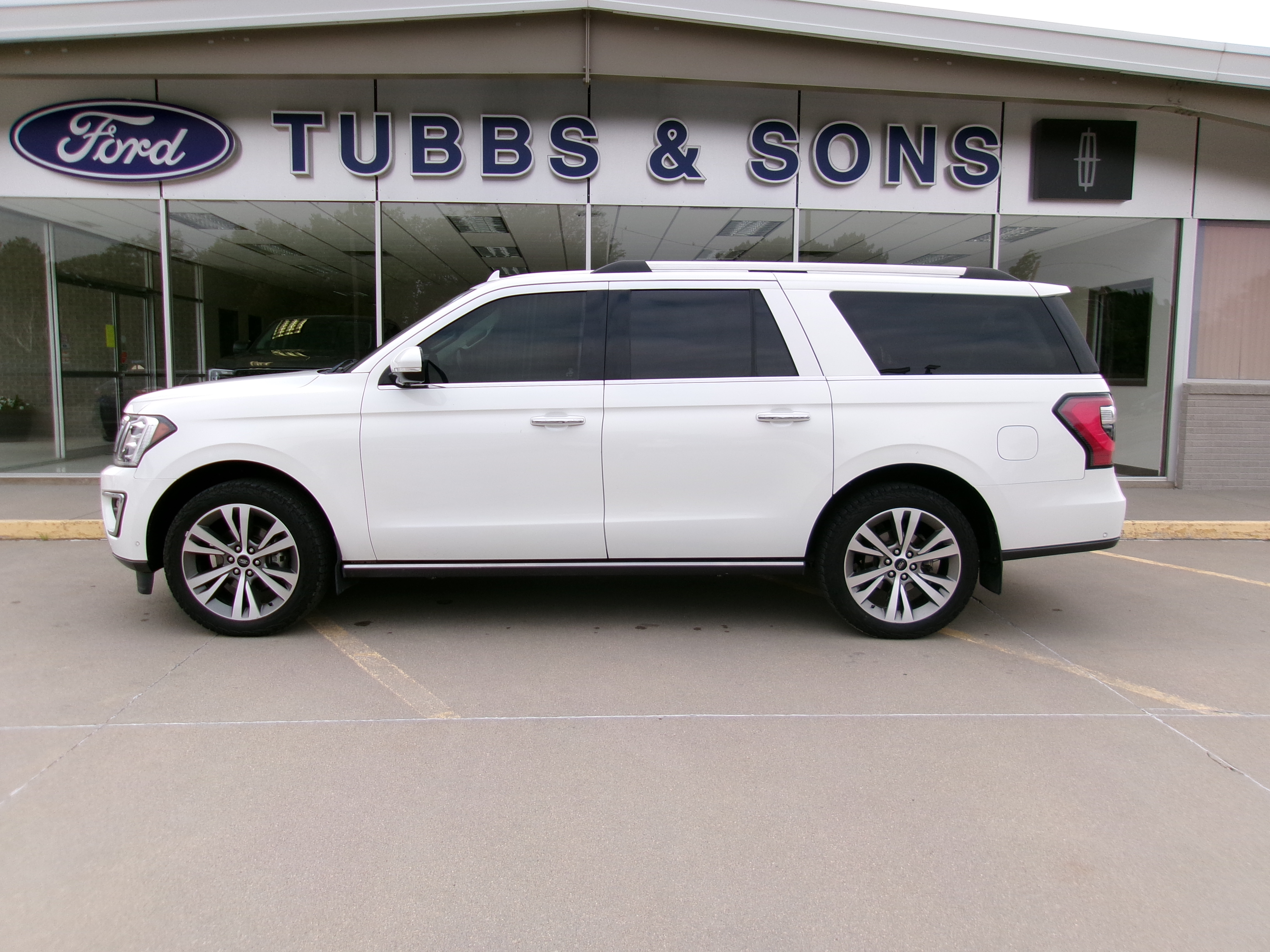  Ford Expedition Max