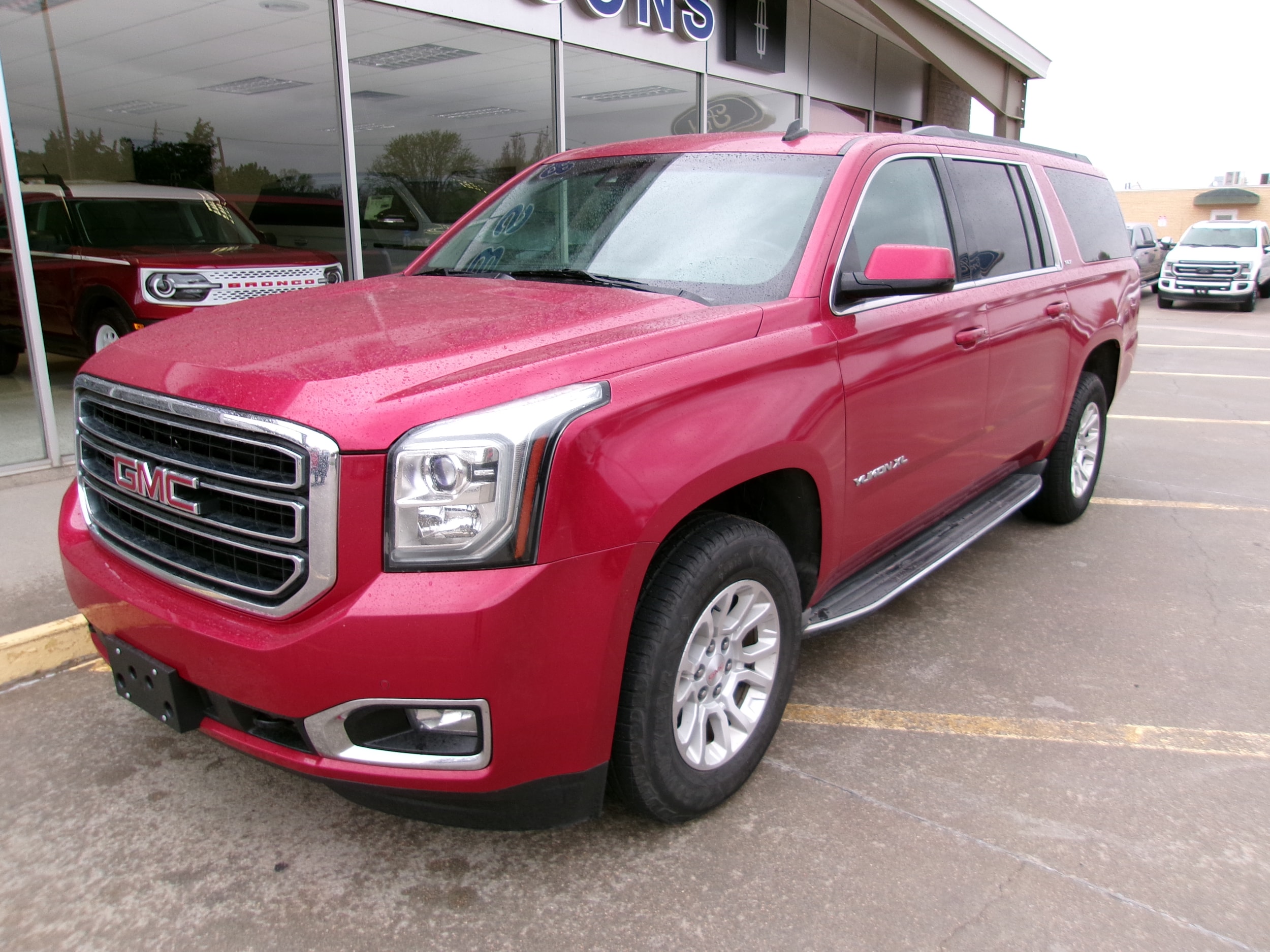 Used 2015 GMC Yukon XL SLT with VIN 1GKS2HKC0FR288278 for sale in Colby, KS