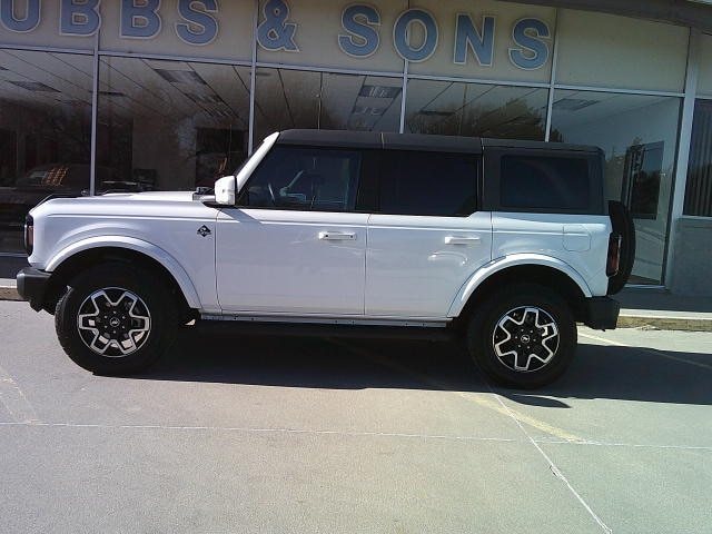 2024 Ford Bronco Outer Banks 4x4's photo