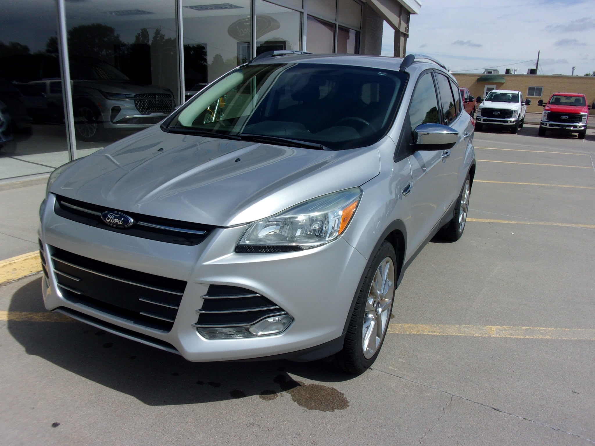 Used 2016 Ford Escape SE with VIN 1FMCU9G9XGUC09271 for sale in Colby, KS