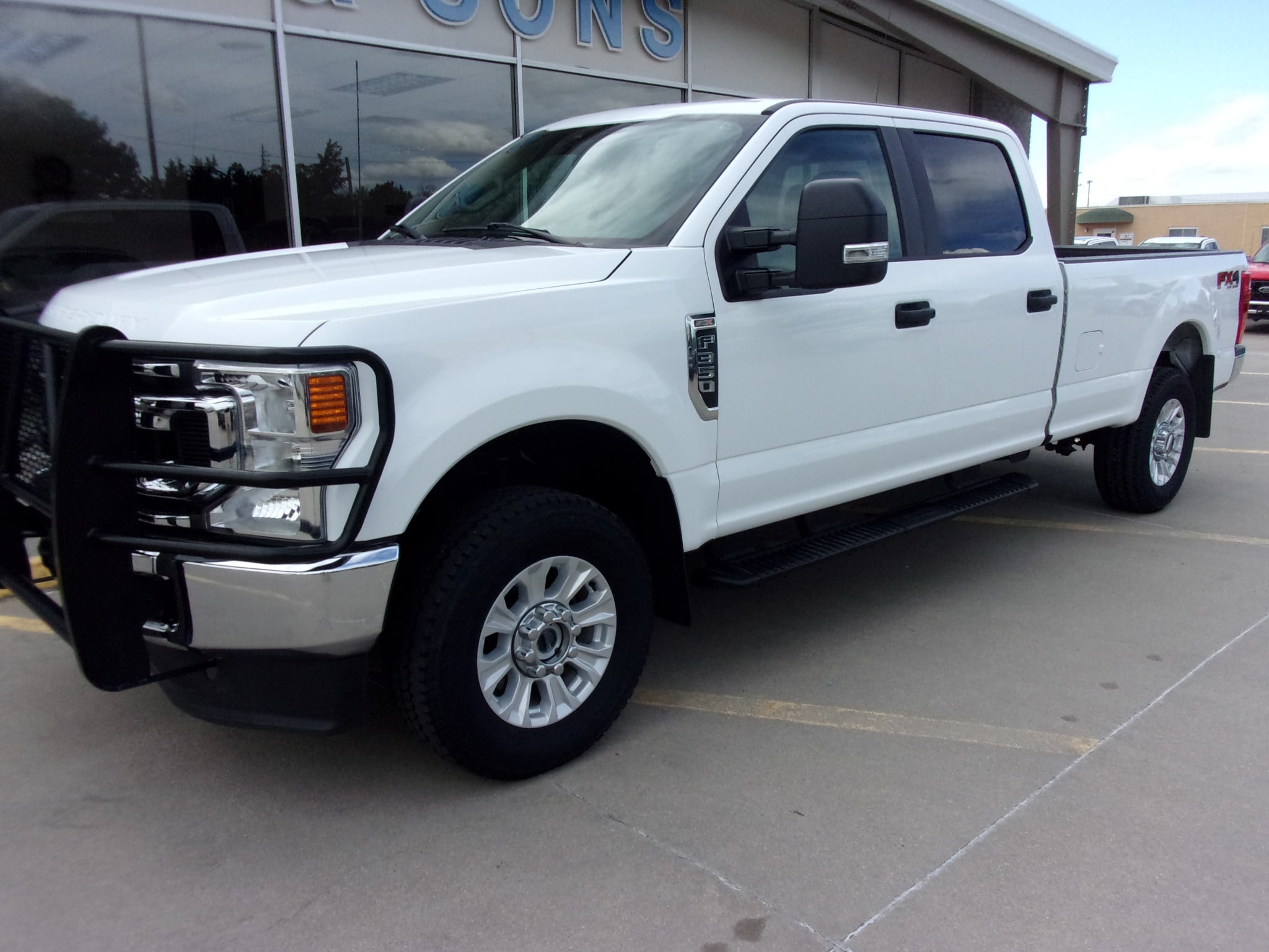 Used 2022 Ford F-350 Super Duty XL with VIN 1FT8W3BN4NEG25149 for sale in Colby, KS