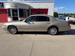 2009 Lincoln Town Car Signature Limited Sedan