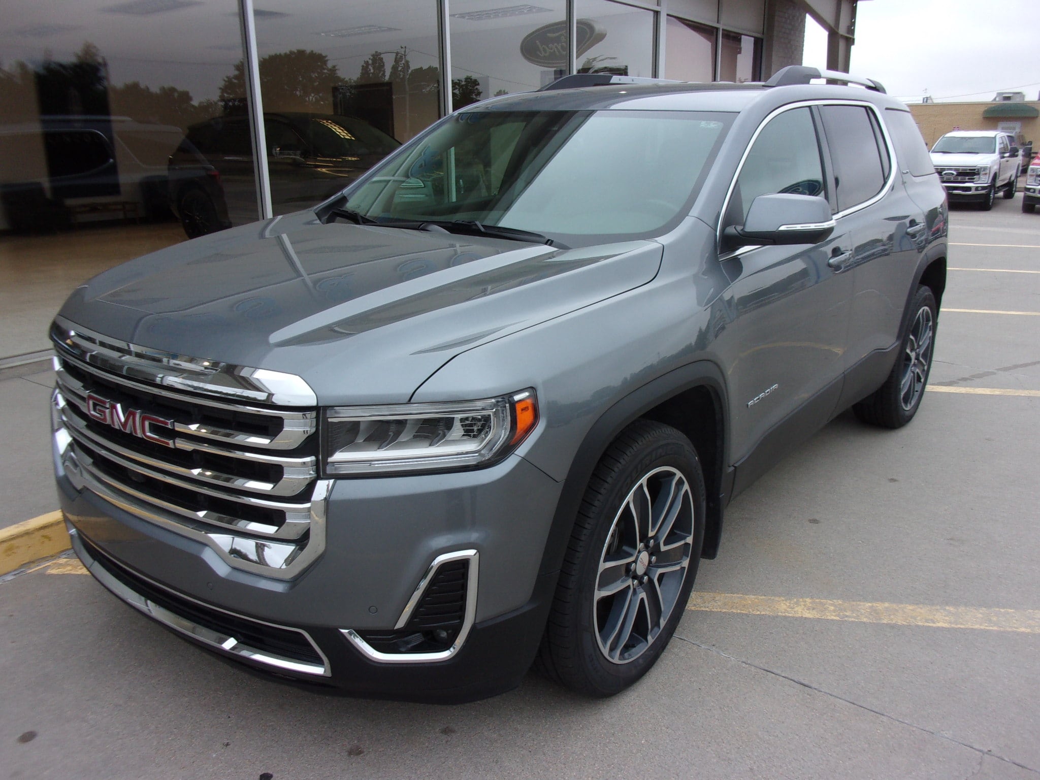 Used 2020 GMC Acadia SLT with VIN 1GKKNULS9LZ129339 for sale in Colby, KS