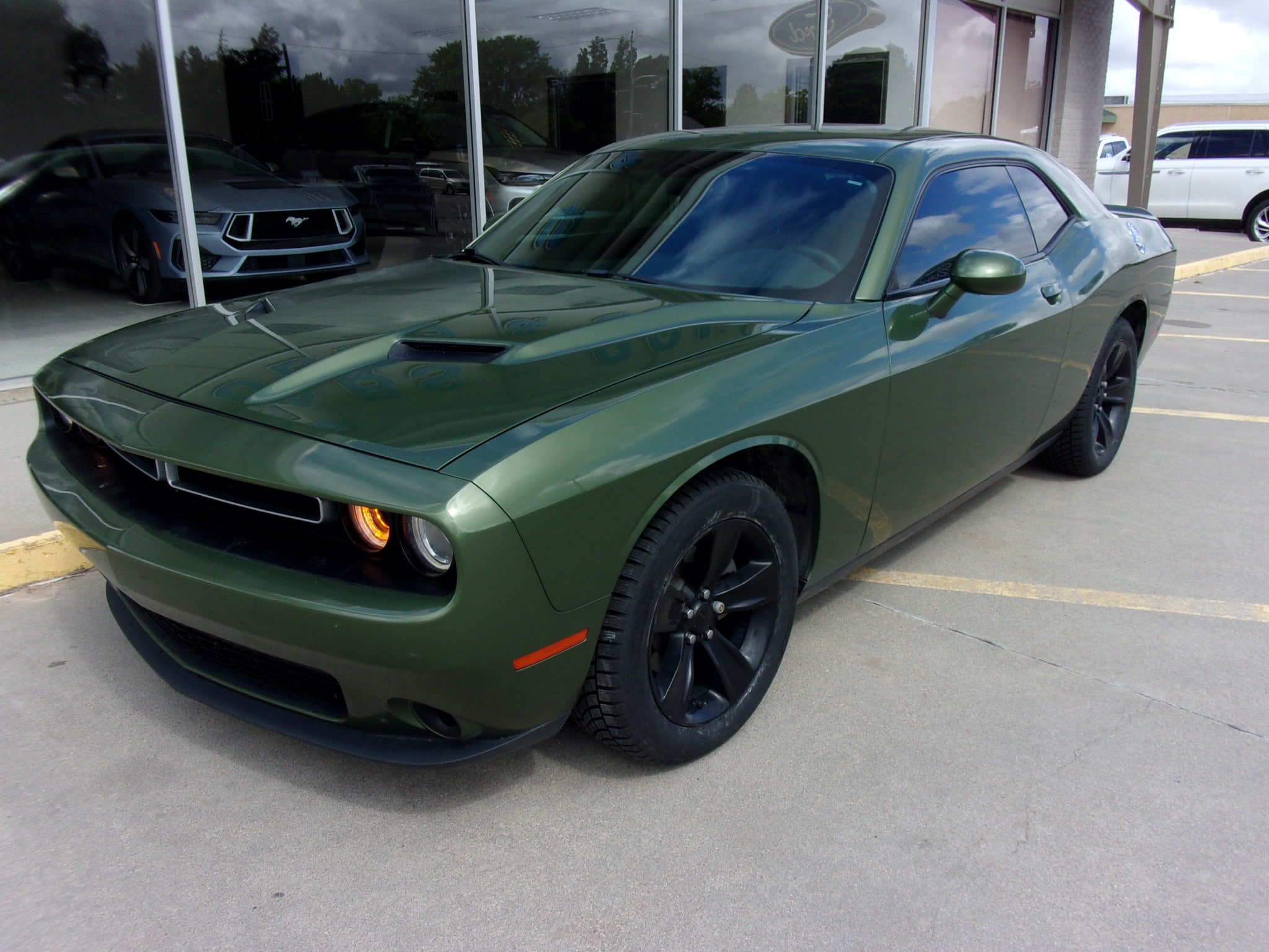 Used 2018 Dodge Challenger SXT with VIN 2C3CDZAG3JH202723 for sale in Colby, KS