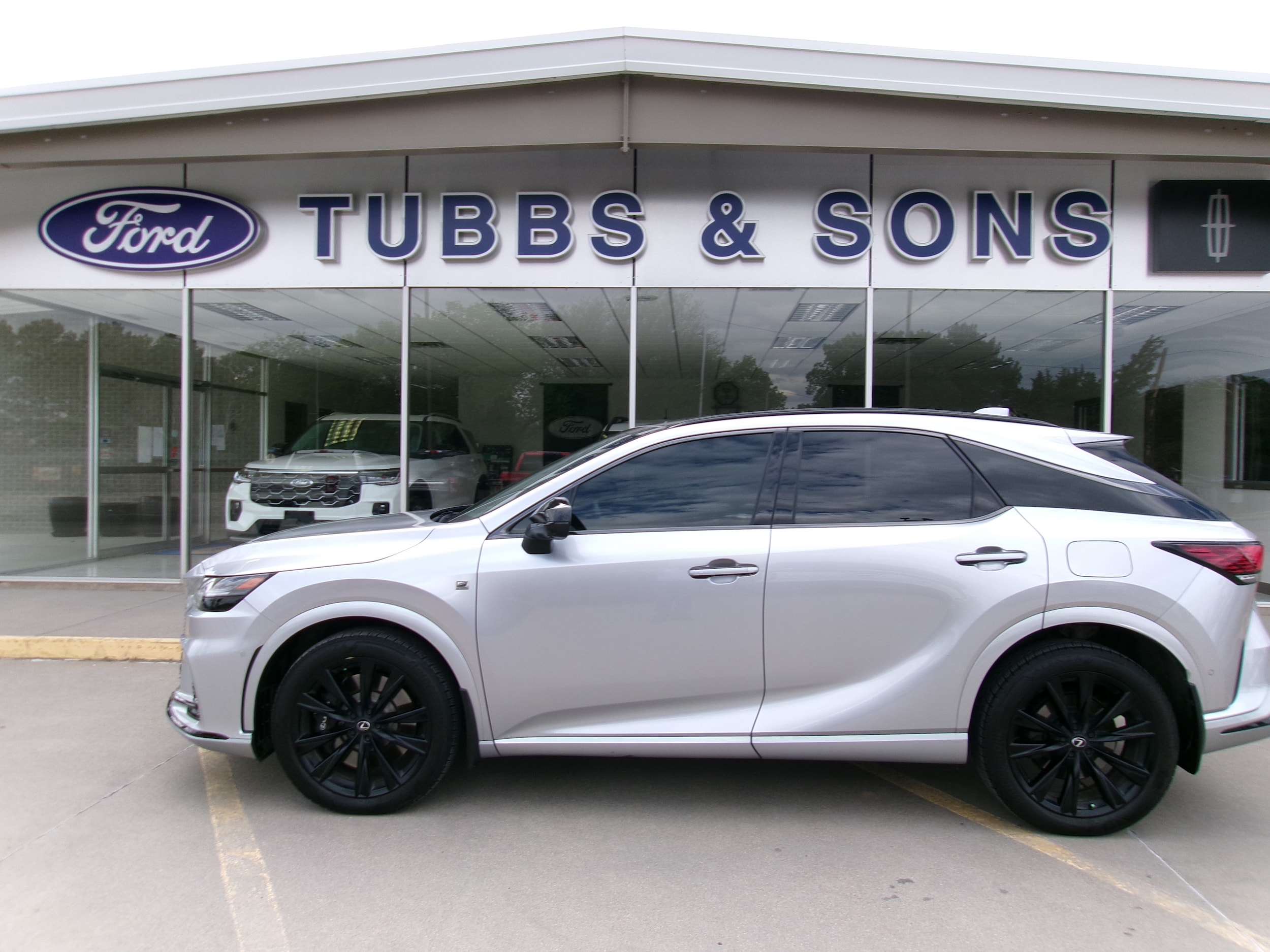 2024 Lexus RX 350h 500h F SPORT AWD's photo