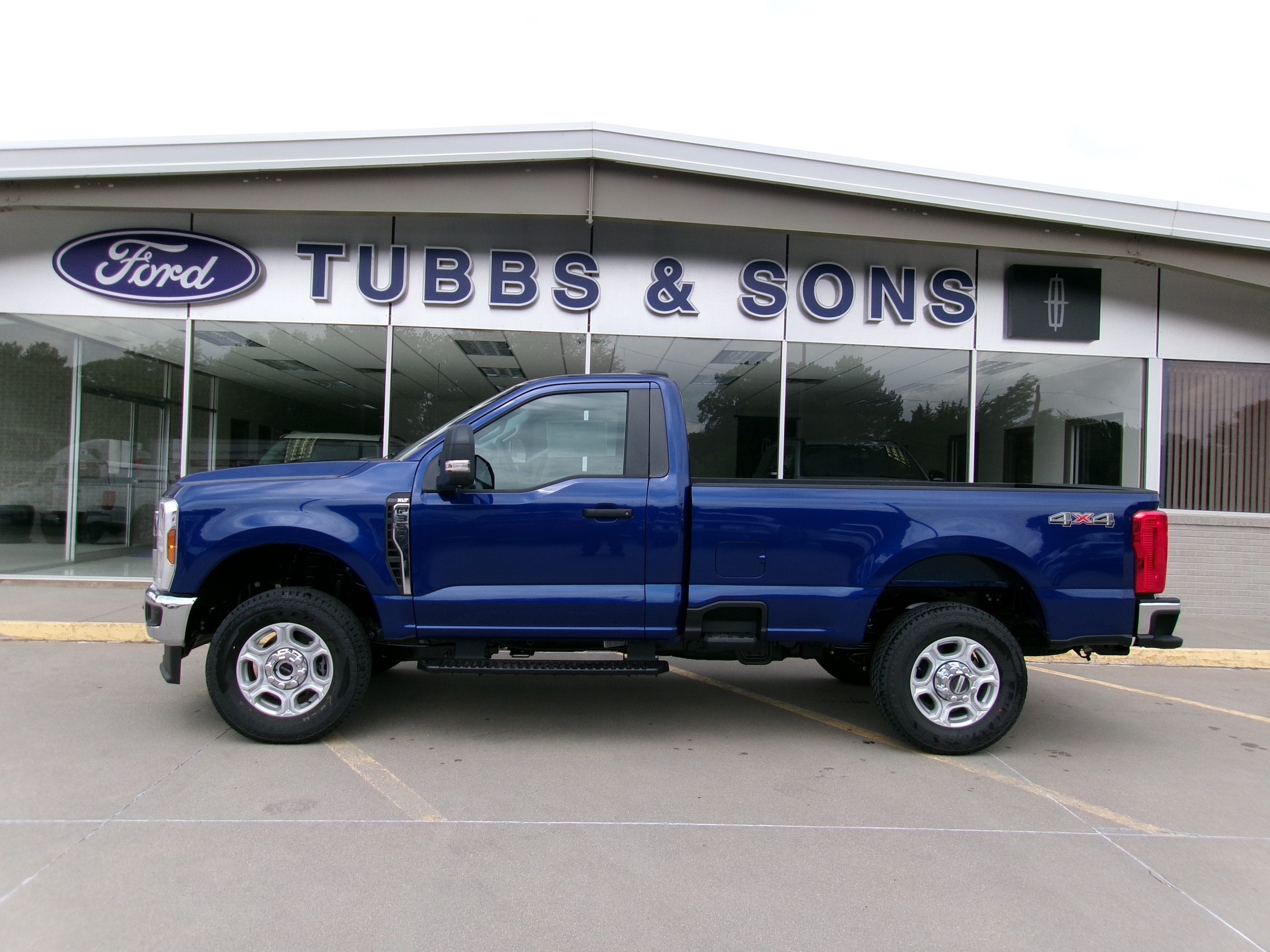 2026 Ford F-350 XLT 4x4 Regular Cab 8' Box SRW's photo