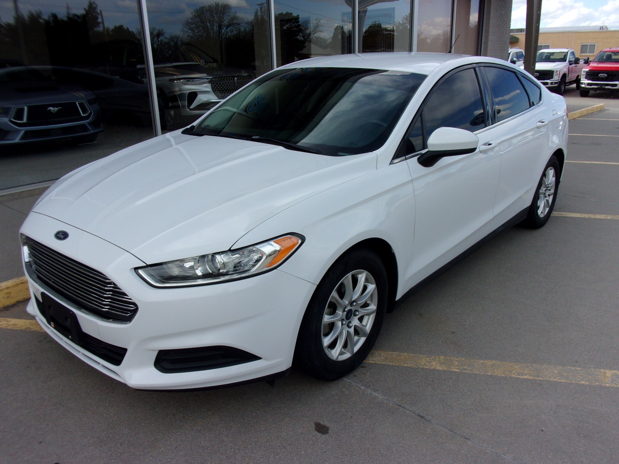 Used 2016 Ford Fusion S with VIN 3FA6P0G75GR280510 for sale in Colby, KS