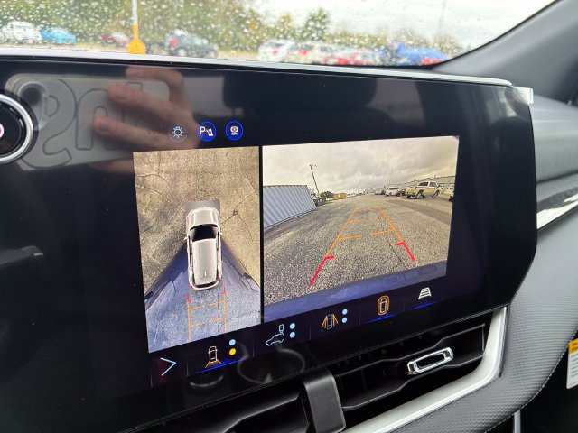 2027 Chevrolet Equinox LT - Photo 30