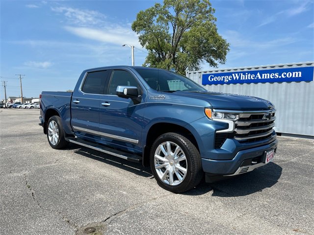 Used 2024 Chevrolet Silverado 1500 High Country with VIN 1GCUDJEL7RZ184148 for sale in Ames, IA