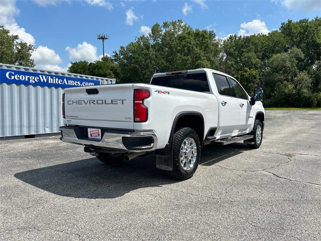 2024 Chevrolet Silverado 2500HD LTZ photo 3