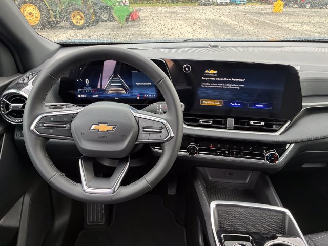 2027 Chevrolet Equinox LT - Photo 17