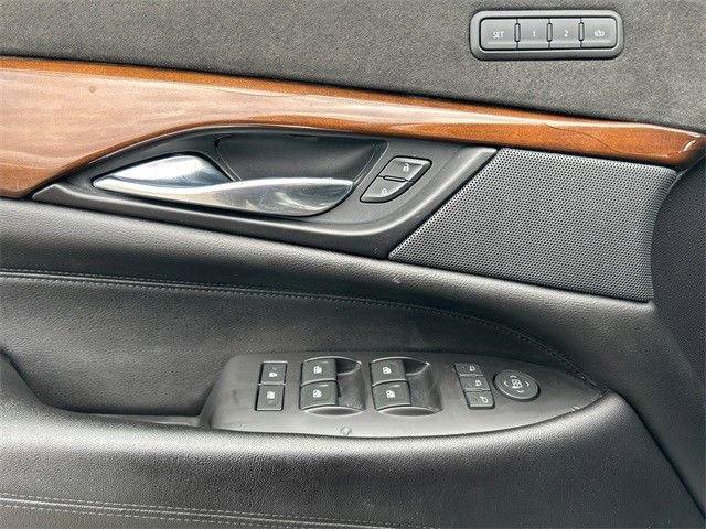 2020 Cadillac Escalade Luxury - Photo 19