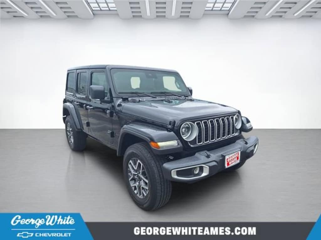 Used 2025 Jeep Wrangler 4-Door Sahara 4x4 SUV