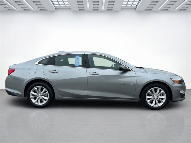 2024 Chevrolet Malibu 1LT photo 3