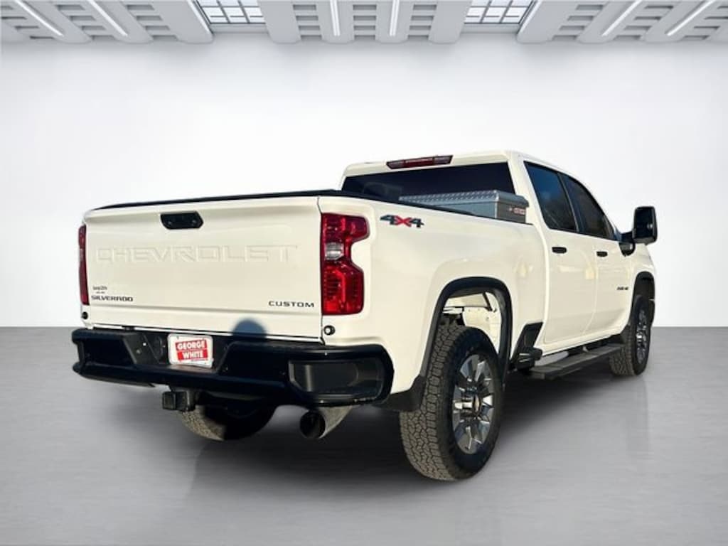 Used 2025 Chevrolet Silverado 2500 HD Custom Truck