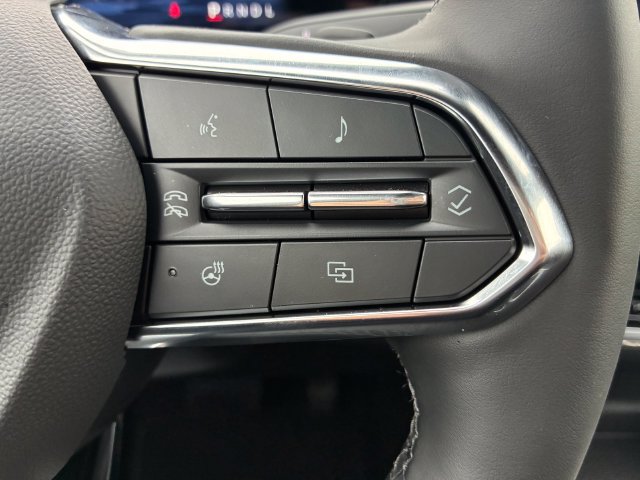 2027 Chevrolet Equinox LT - Photo 24