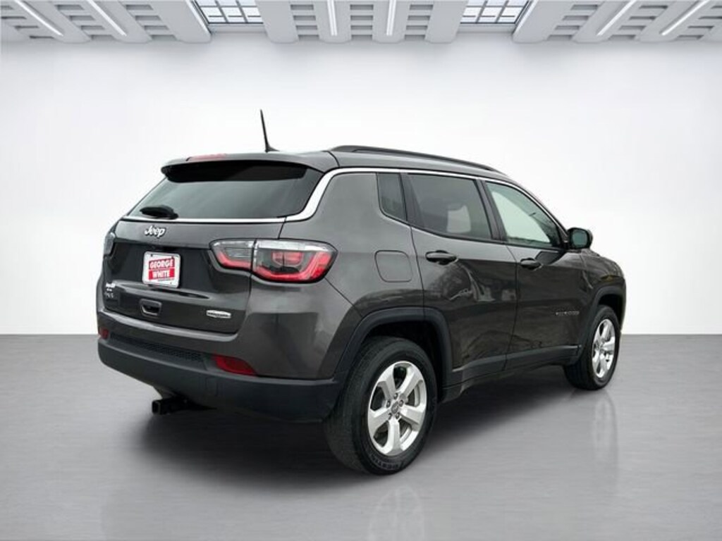 Used 2019 Jeep Compass Latitude 4x4 SUV