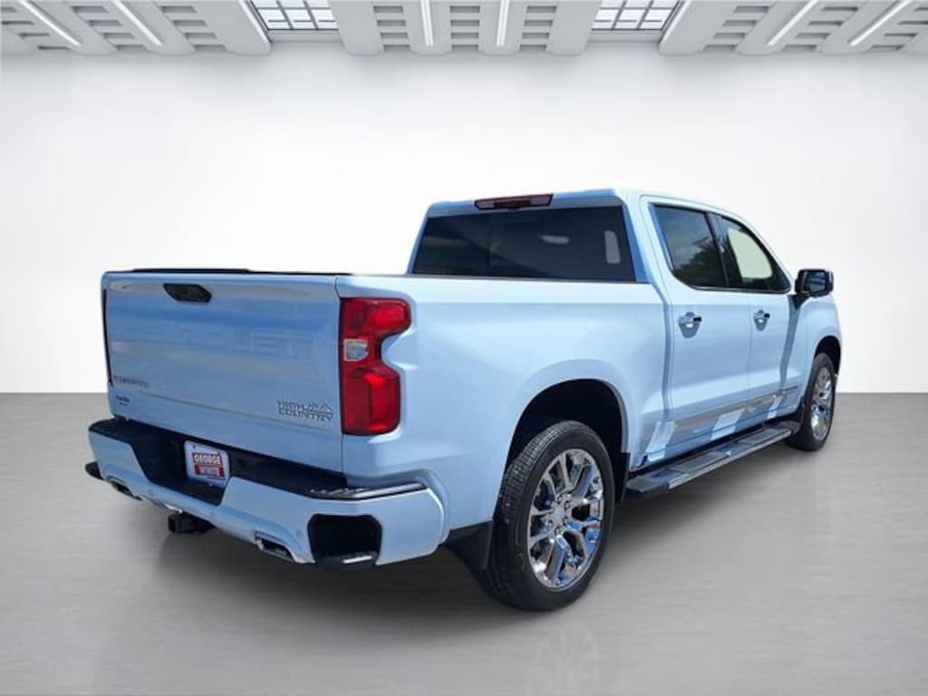 New 2026 Chevrolet Silverado 1500 High Country Truck