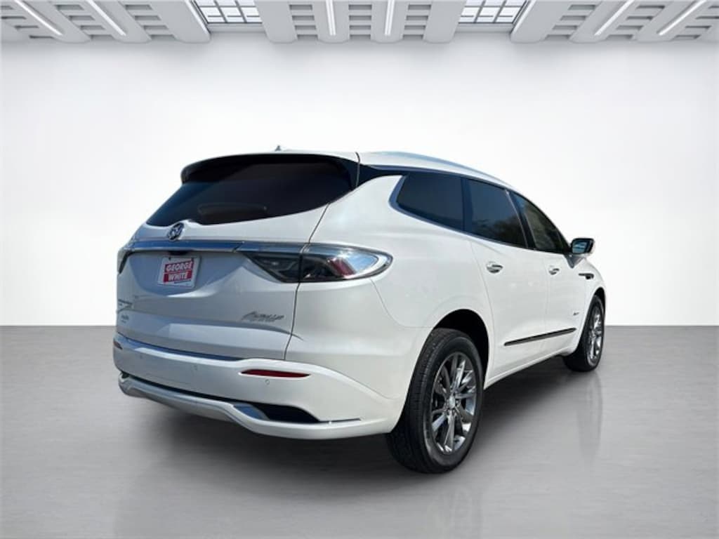 Used 2022 Buick Enclave Avenir SUV
