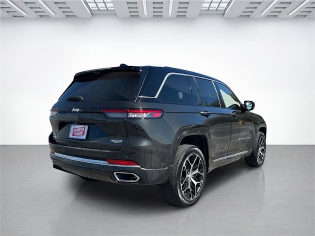 Used 2023 Jeep Grand Cherokee Summit Reserve