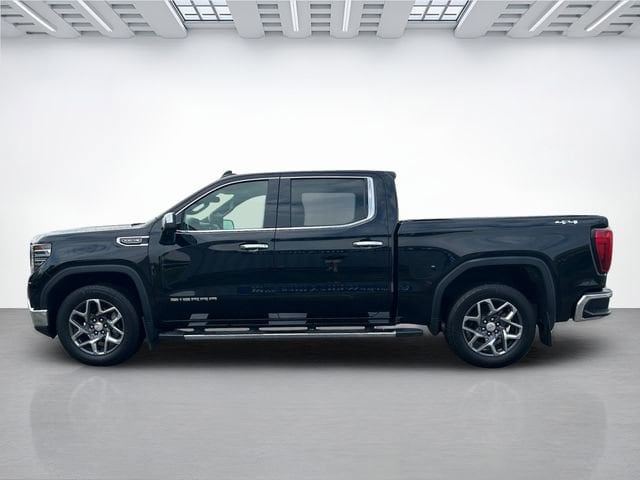 2022 GMC Sierra 1500 SLT - Photo 7